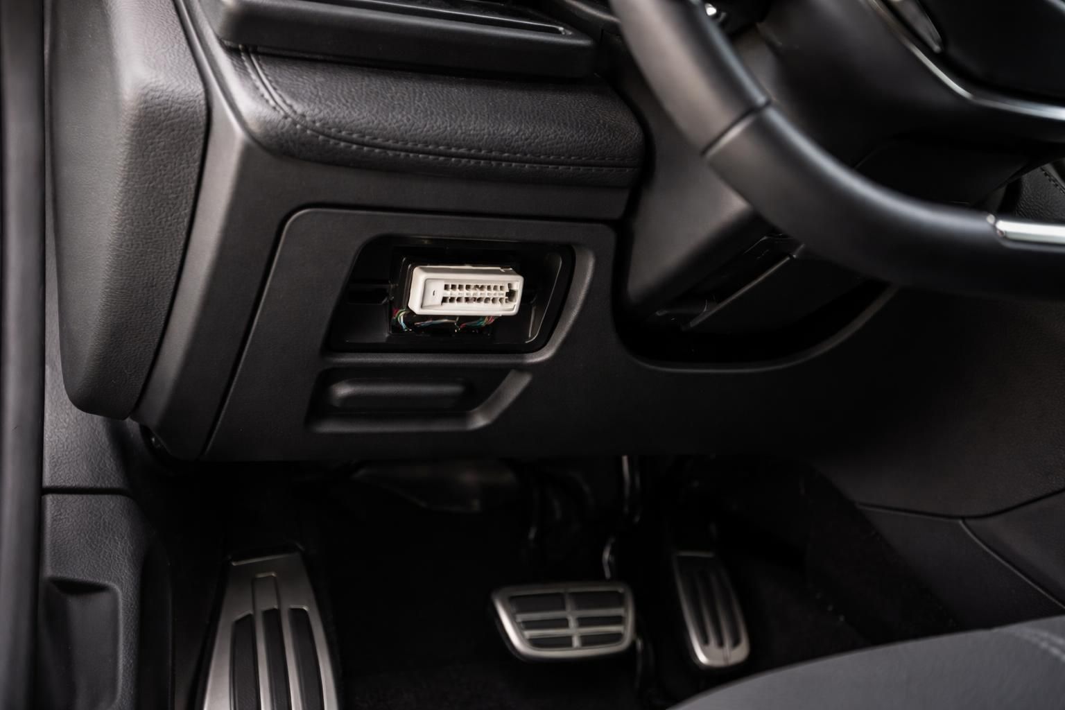 découvrez où se trouve la prise obd sur votre peugeot 308 pour faciliter le diagnostic et la maintenance de votre véhicule.